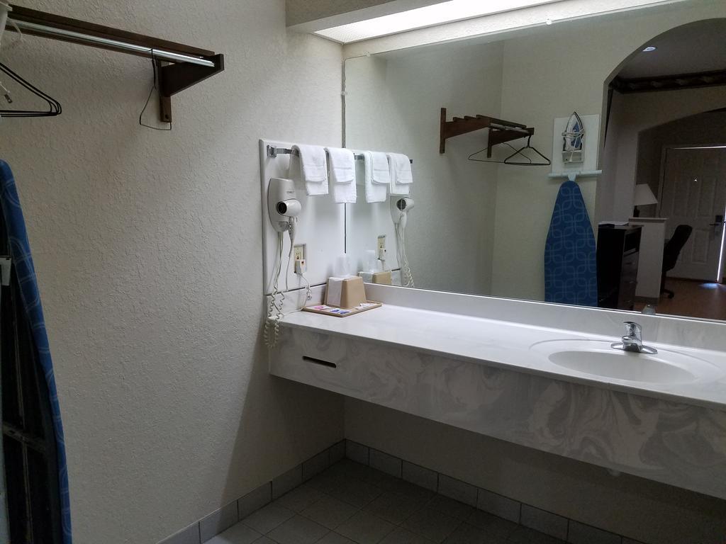 Scott Inn & Suites - Downtown Houston Kültér fotó